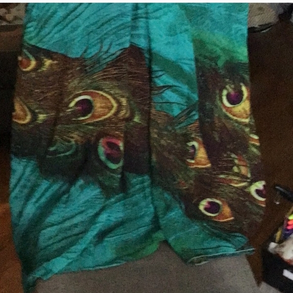 Peacock maxi skirt - Picture 3 of 5